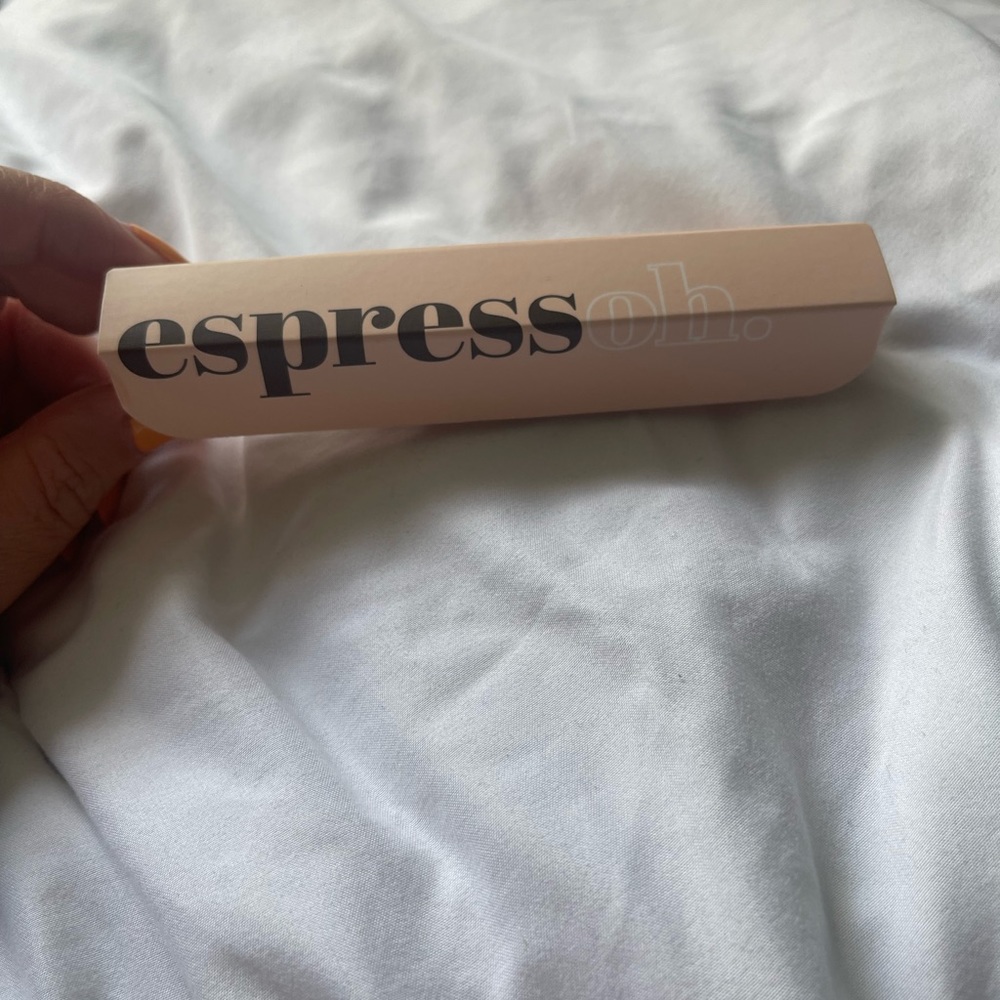 Intenso Mascara espressoh made in Italy volume black mascara enriched caffeina - Picture 3 of 6
